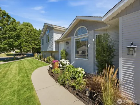313 Brandi Lane Wenatchee WA 98801