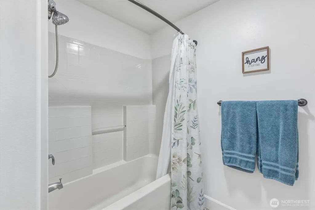 136 Jean Road Chehalis WA 98532