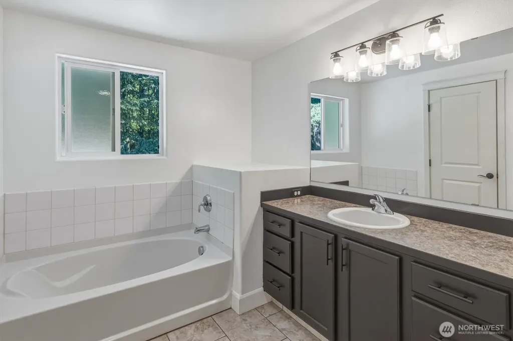 136 Jean Road Chehalis WA 98532