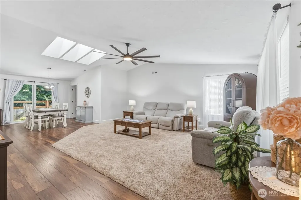 136 Jean Road Chehalis WA 98532