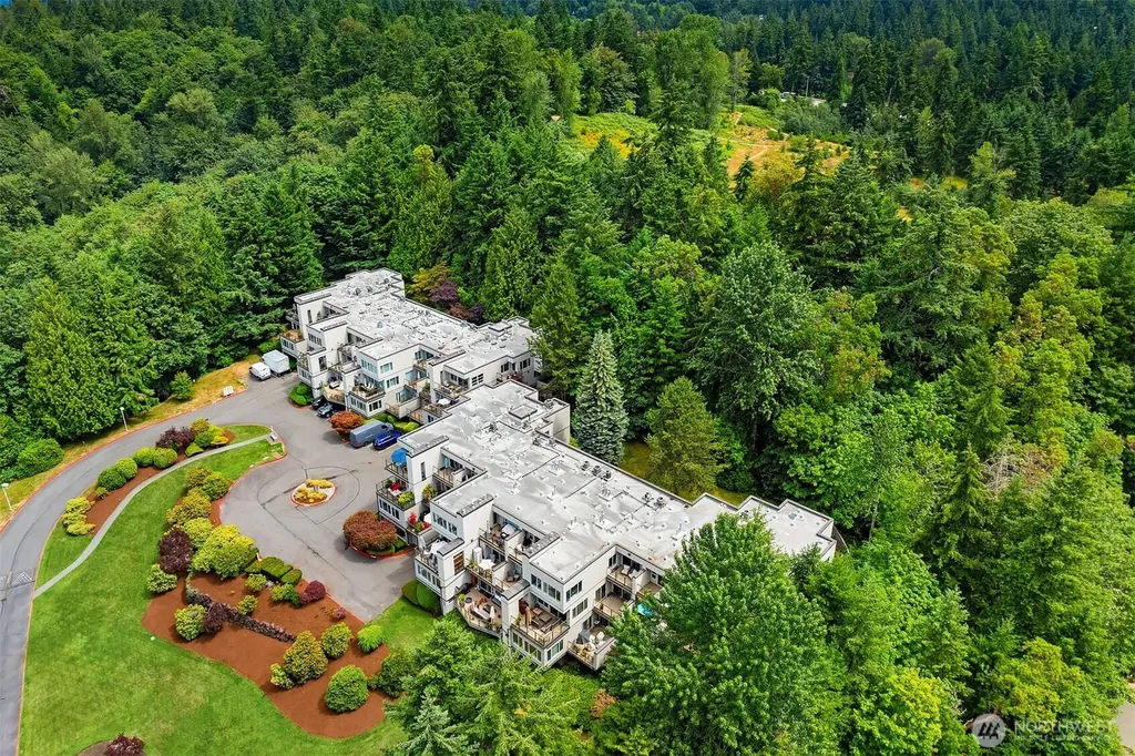 11122 NE 41st Drive Kirkland WA 98033