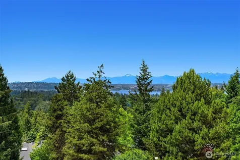 11122 NE 41st Drive Kirkland WA 98033