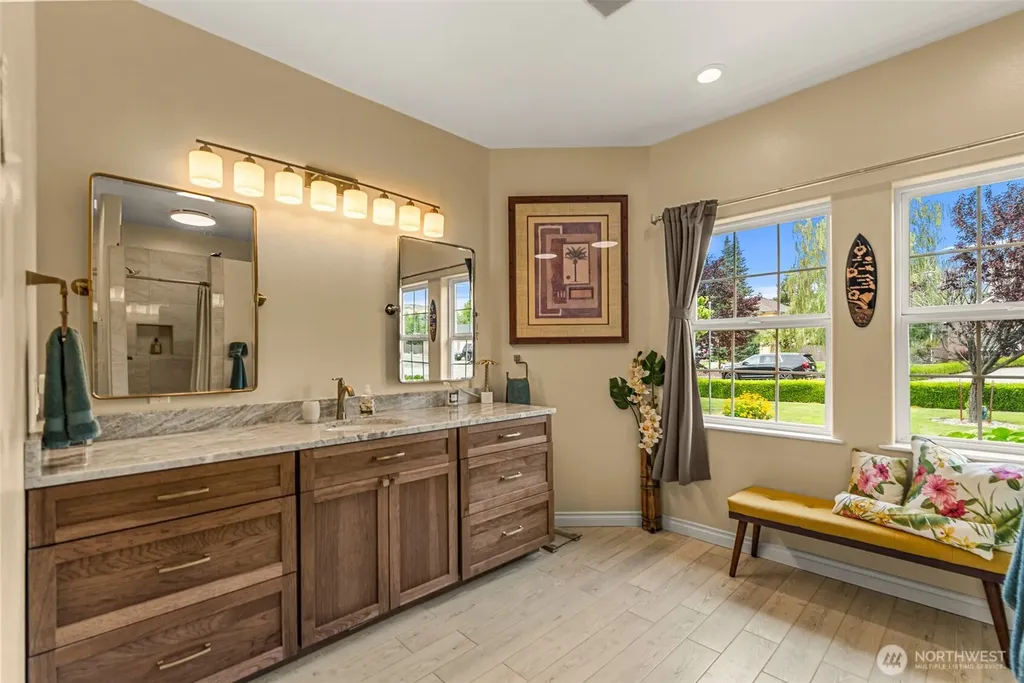 2286 Grand Avenue East Wenatchee WA 98802
