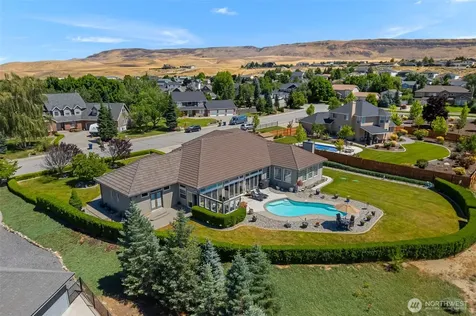 2286 Grand Avenue East Wenatchee WA 98802