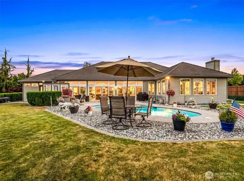 2286 Grand Avenue East Wenatchee WA 98802