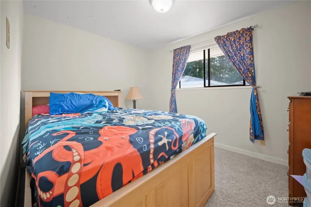 1781 NE 11th Avenue Oak Harbor WA 98277