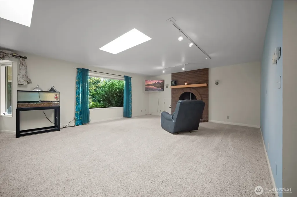 1781 NE 11th Avenue Oak Harbor WA 98277