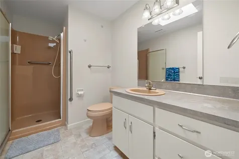 1781 NE 11th Avenue Oak Harbor WA 98277