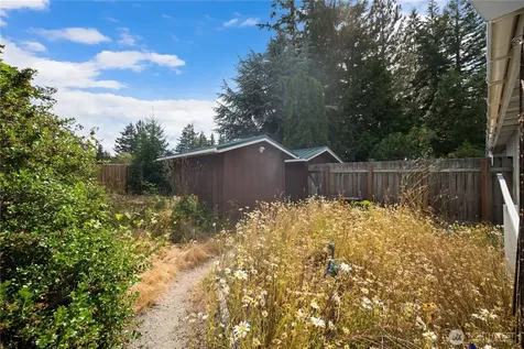 1781 NE 11th Avenue Oak Harbor WA 98277