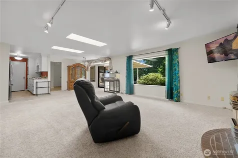 1781 NE 11th Avenue Oak Harbor WA 98277