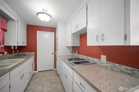 1781 NE 11th Avenue Oak Harbor WA 98277