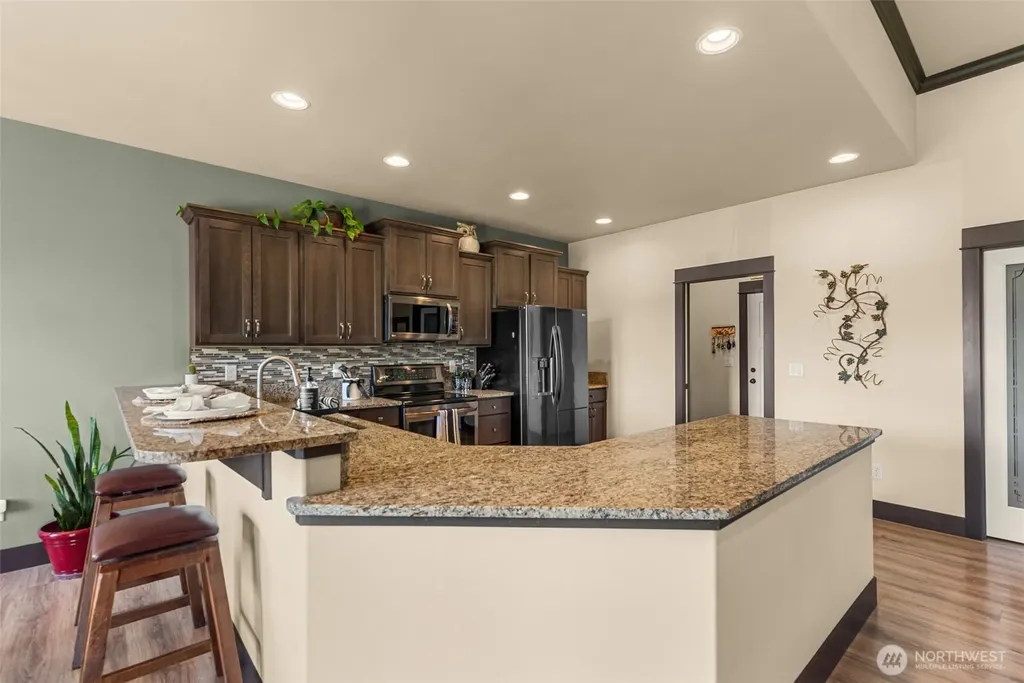 2777 NW Arlenes Court East Wenatchee WA 98802