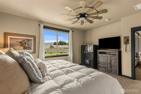2777 NW Arlenes Court East Wenatchee WA 98802
