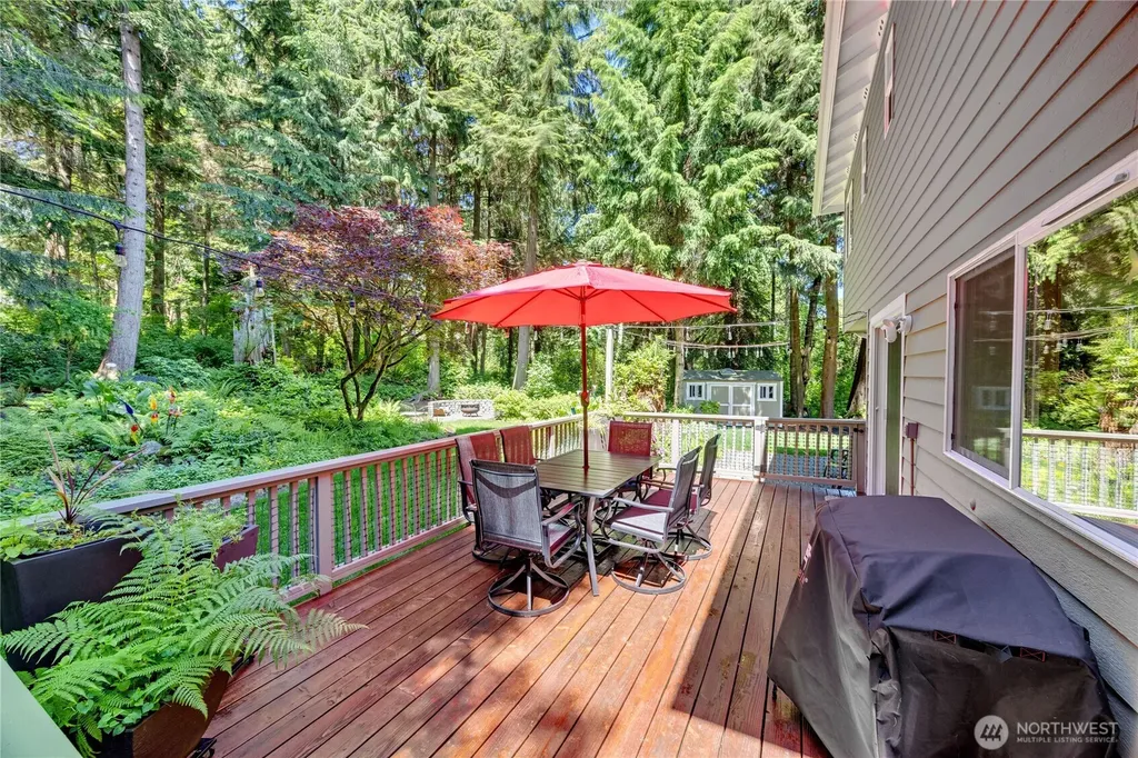 15153 Sunrise Drive NE Bainbridge Island WA 98110