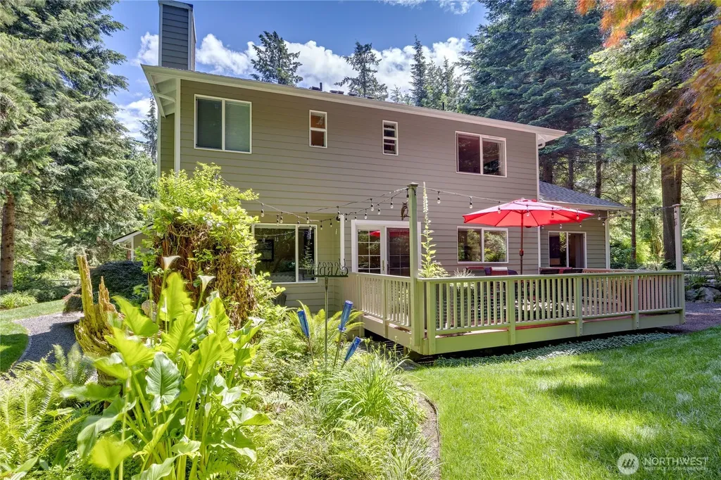 15153 Sunrise Drive NE Bainbridge Island WA 98110