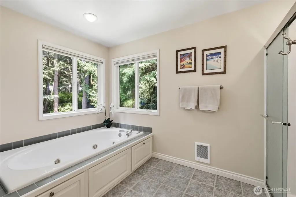 15153 Sunrise Drive NE Bainbridge Island WA 98110