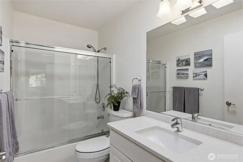 15153 Sunrise Drive NE Bainbridge Island WA 98110