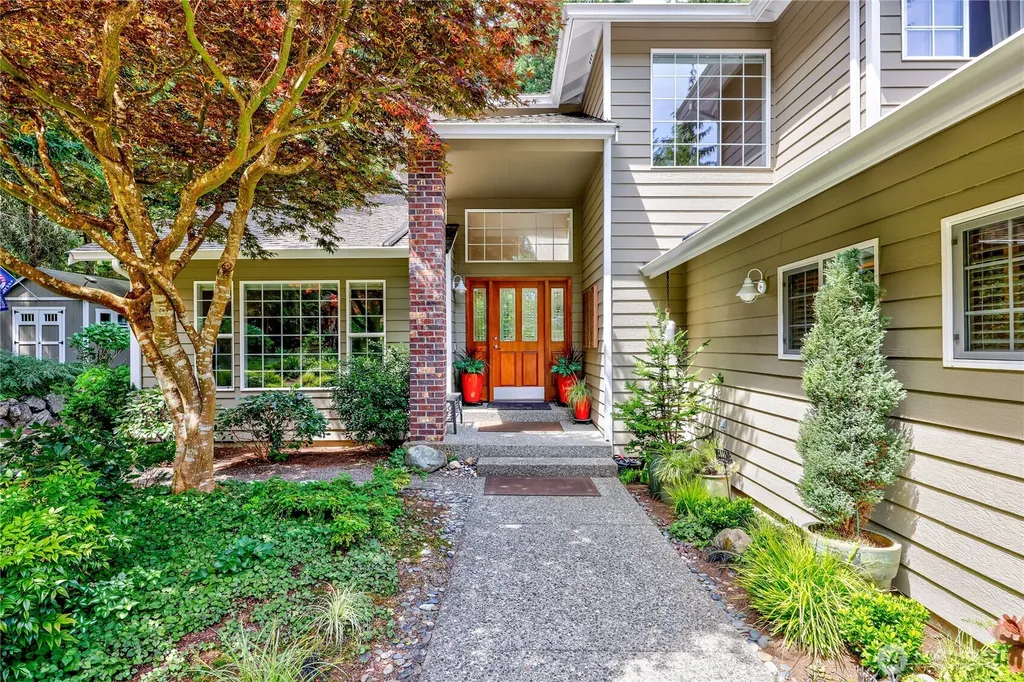 15153 Sunrise Drive NE Bainbridge Island WA 98110