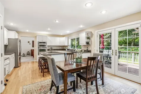 15153 Sunrise Drive NE Bainbridge Island WA 98110
