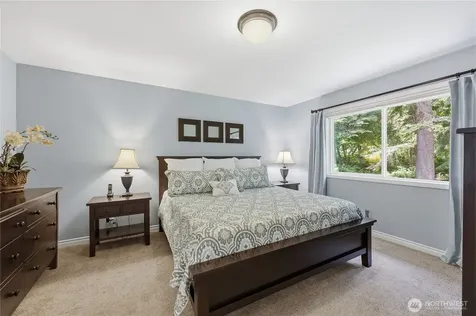 15153 Sunrise Drive NE Bainbridge Island WA 98110
