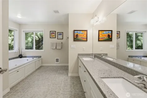 15153 Sunrise Drive NE Bainbridge Island WA 98110