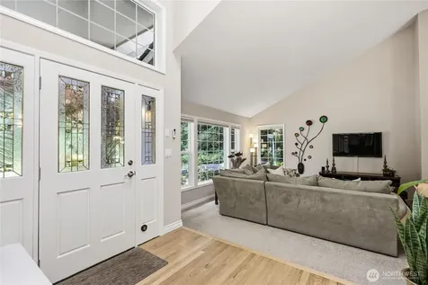 15153 Sunrise Drive NE Bainbridge Island WA 98110