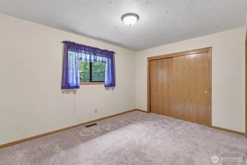 299 Cedar Lane Longview WA 98632