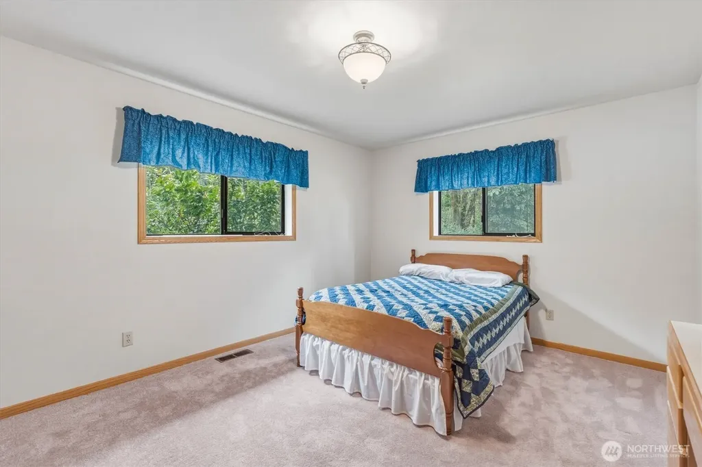 299 Cedar Lane Longview WA 98632