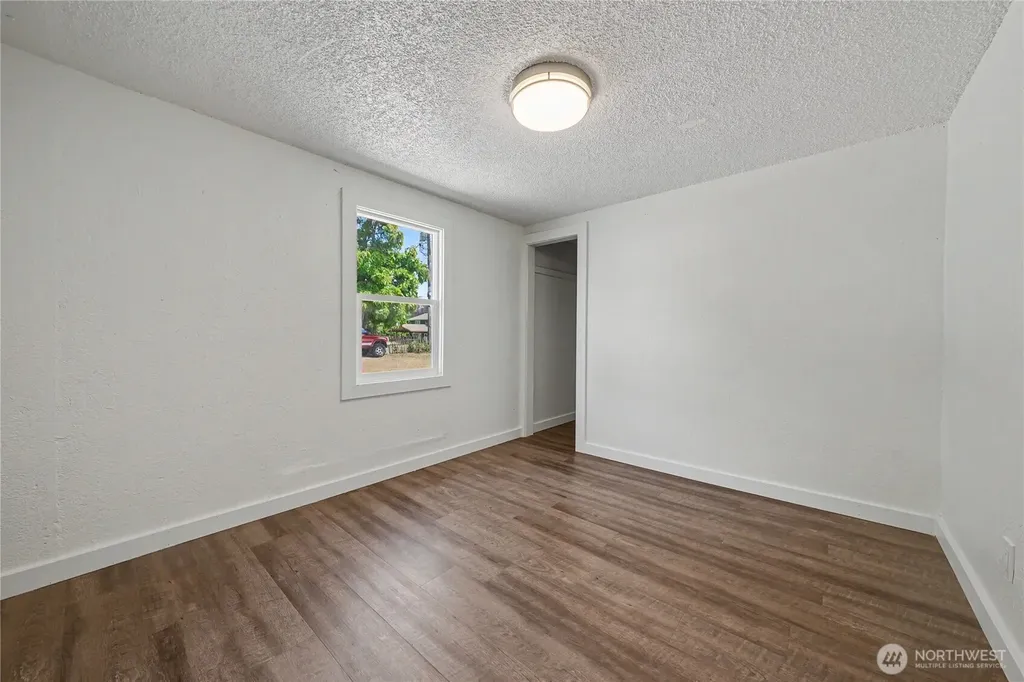 68 N Nevada Avenue East Wenatchee WA 98802