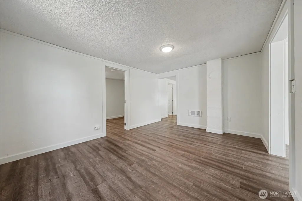 68 N Nevada Avenue East Wenatchee WA 98802