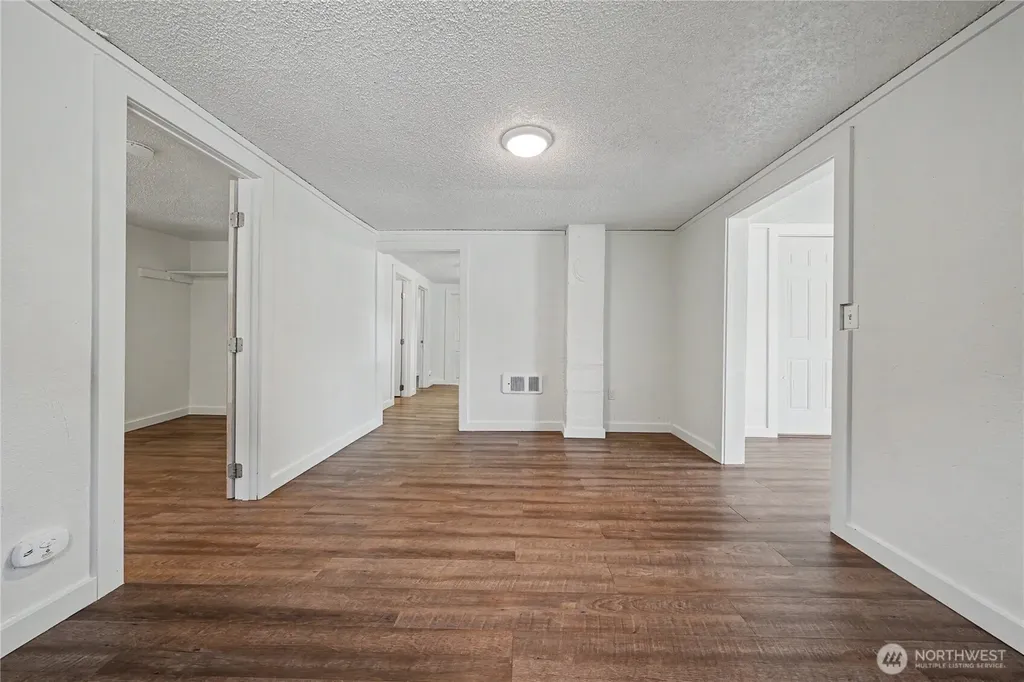 68 N Nevada Avenue East Wenatchee WA 98802