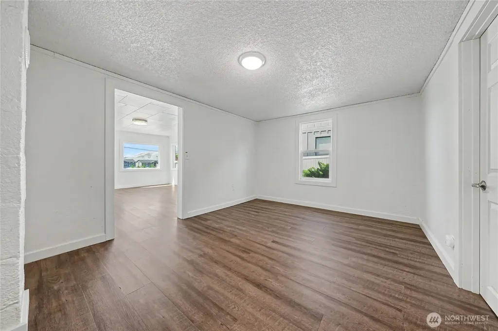 68 N Nevada Avenue East Wenatchee WA 98802
