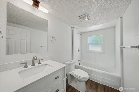 68 N Nevada Avenue East Wenatchee WA 98802