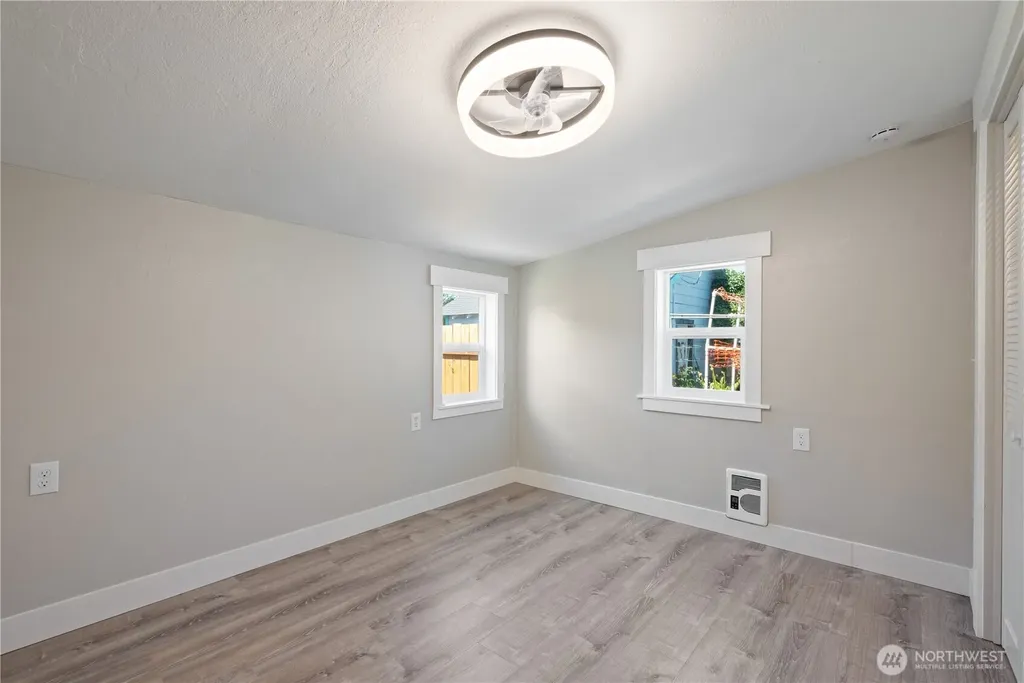 325 23rd Avenue Longview WA 98632