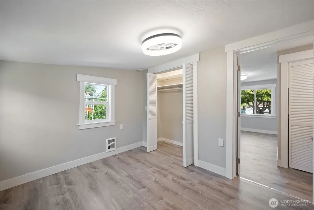 325 23rd Avenue Longview WA 98632