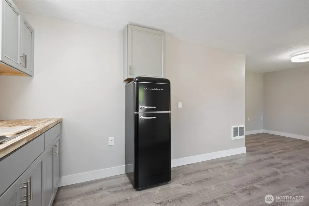 325 23rd Avenue Longview WA 98632