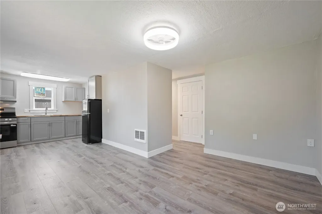 325 23rd Avenue Longview WA 98632