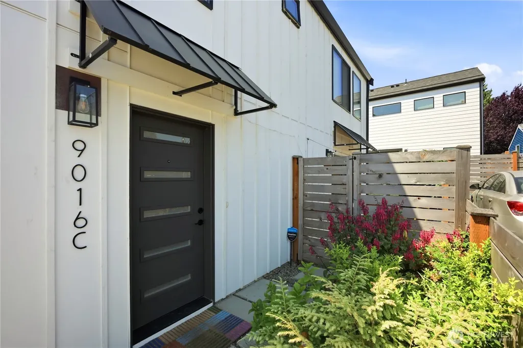 9016 12th Avenue SW Seattle WA 98106