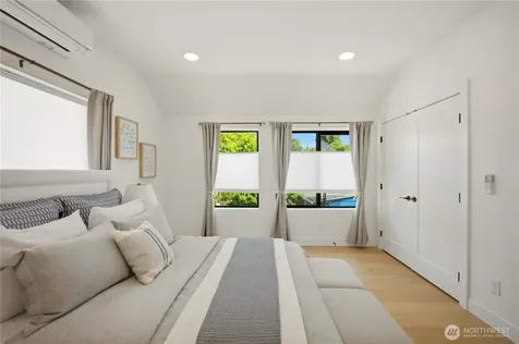 9016 12th Avenue SW Seattle WA 98106