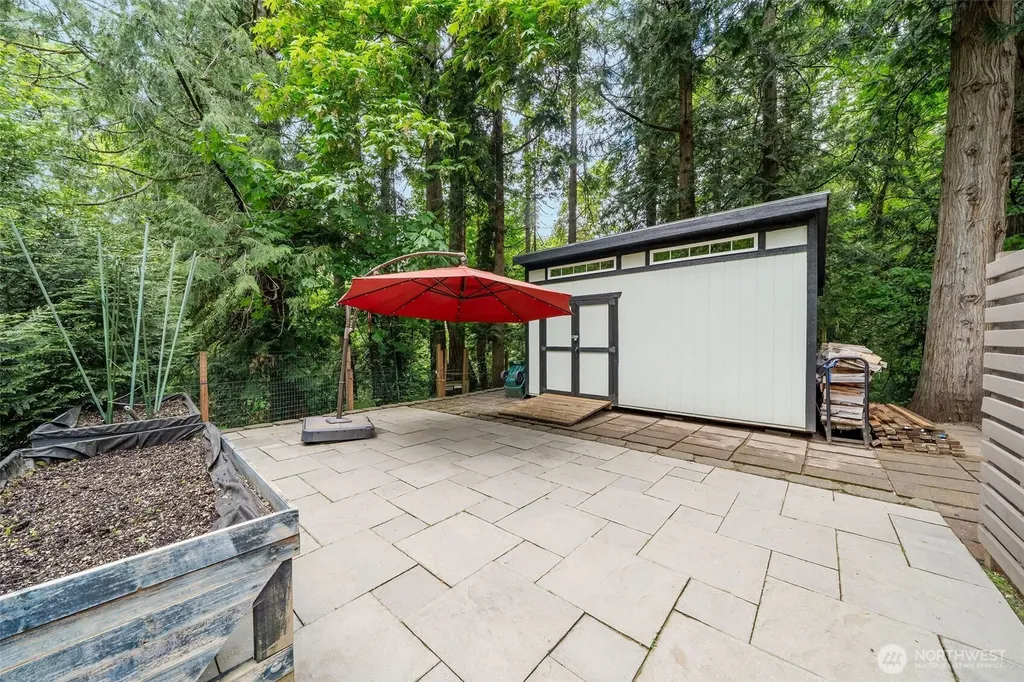 7337 151st Avenue NE Redmond WA 98052