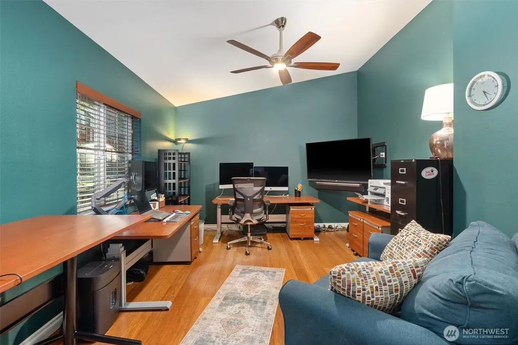 7337 151st Avenue NE Redmond WA 98052