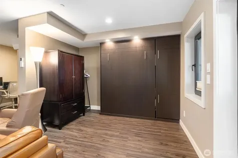 7337 151st Avenue NE Redmond WA 98052