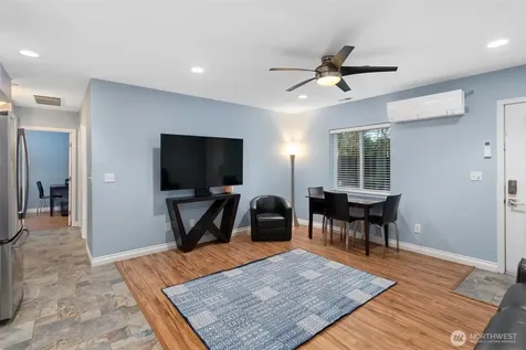 7337 151st Avenue NE Redmond WA 98052