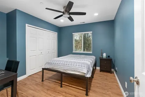 7337 151st Avenue NE Redmond WA 98052