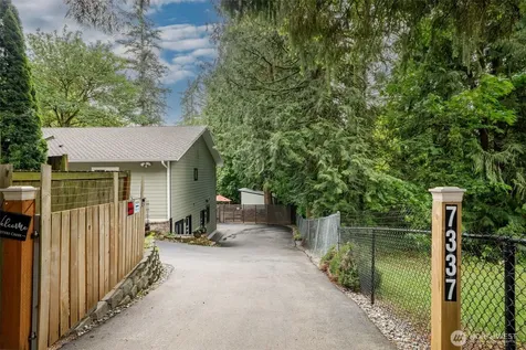 7337 151st Avenue NE Redmond WA 98052