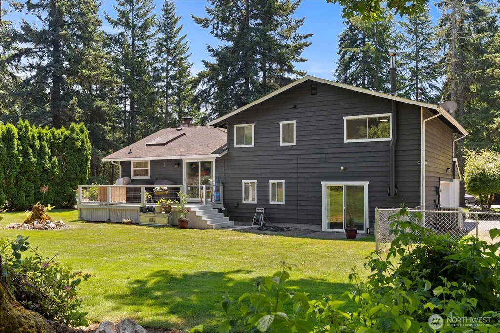 12801 151st Street E Puyallup WA 98374