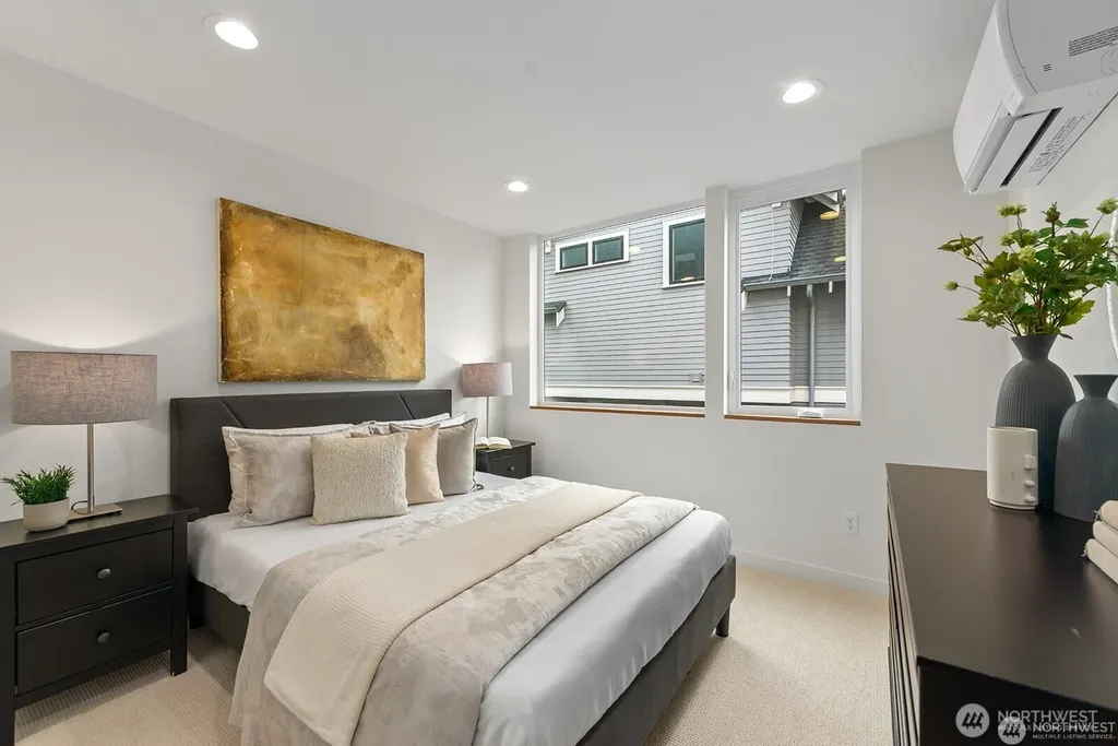 4116 Burke Avenue N Seattle WA 98103