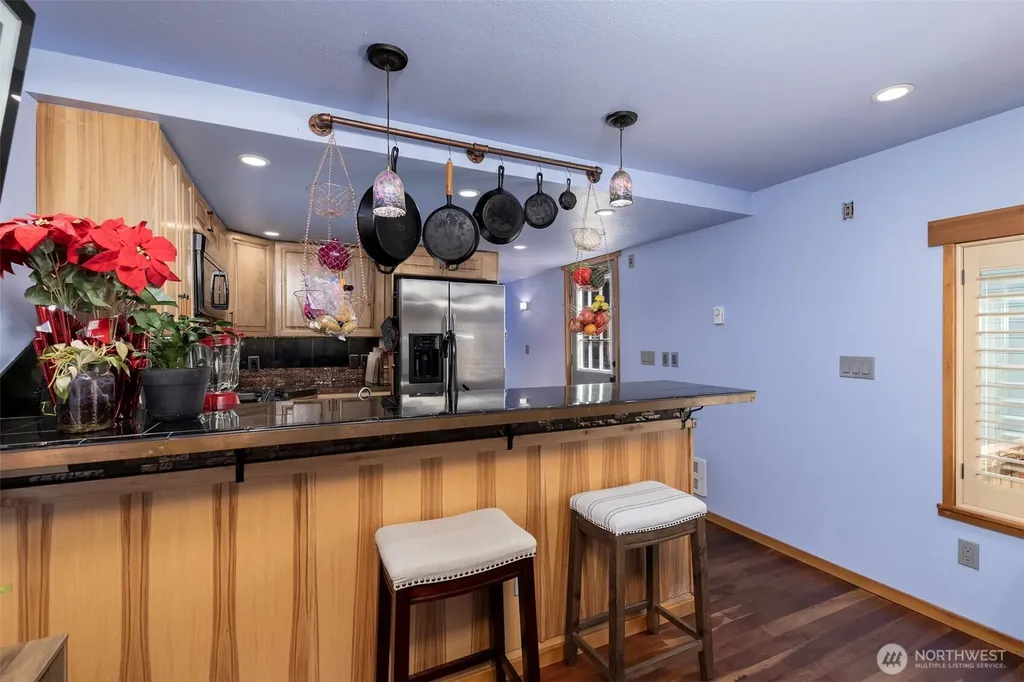 302 E Oak Street Shelton WA 98584