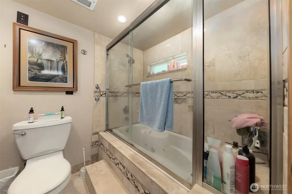 302 E Oak Street Shelton WA 98584