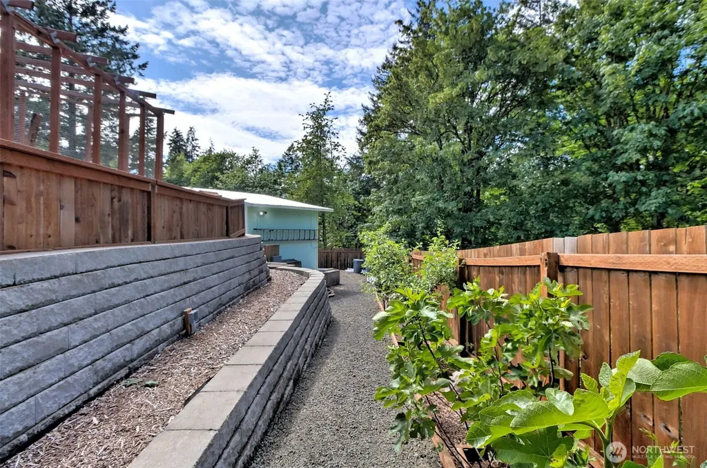 302 E Oak Street Shelton WA 98584